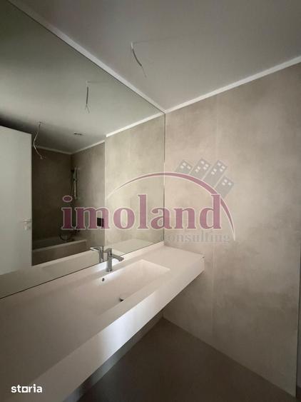 Apartament cu 4 camere în Pipera