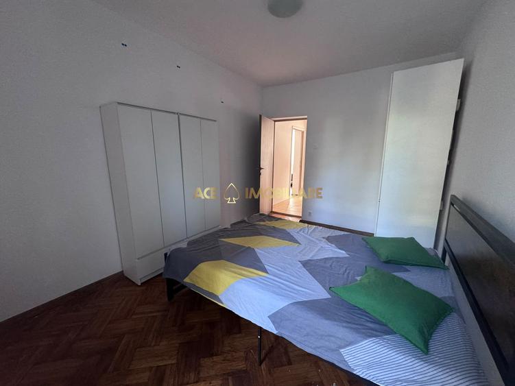 Apartament cu 3 camere semidecomandat, mobilat în Titan