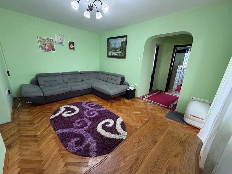Apartament cu 4 camere semidecomandat în Fortuna