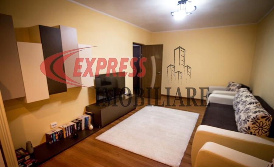 Apartament cu 3 camere decomandat în Dristor