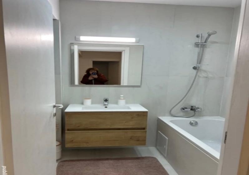 Apartament cu 2 camere decomandat în Metalurgiei