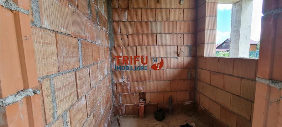 Casă individuală cu 4 camere cu Canalizare în Ampoi 1