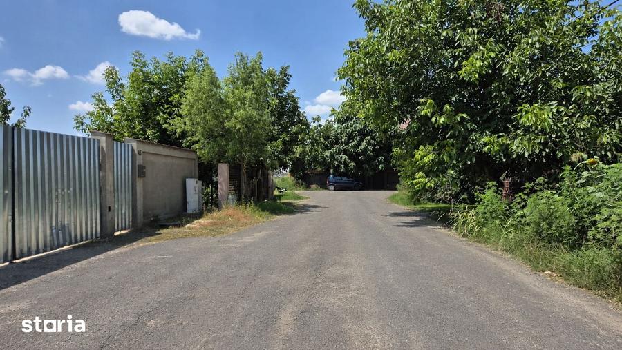 Teren de 592 mp, în Central