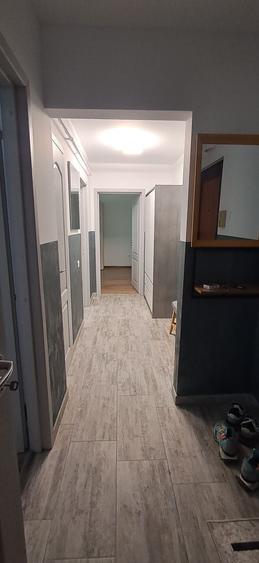 Casă cu 2 camere decomandat în Central