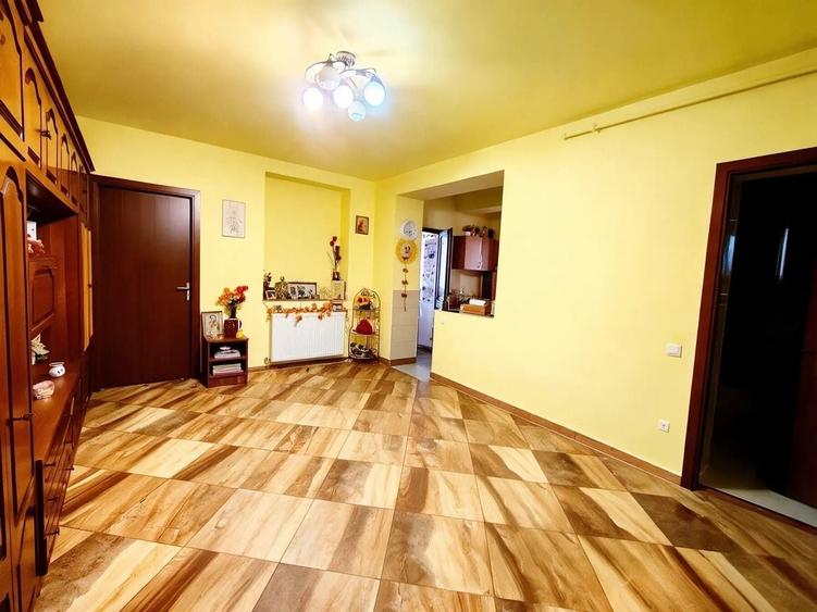 Apartament cu 2 camere semidecomandat în Ozana