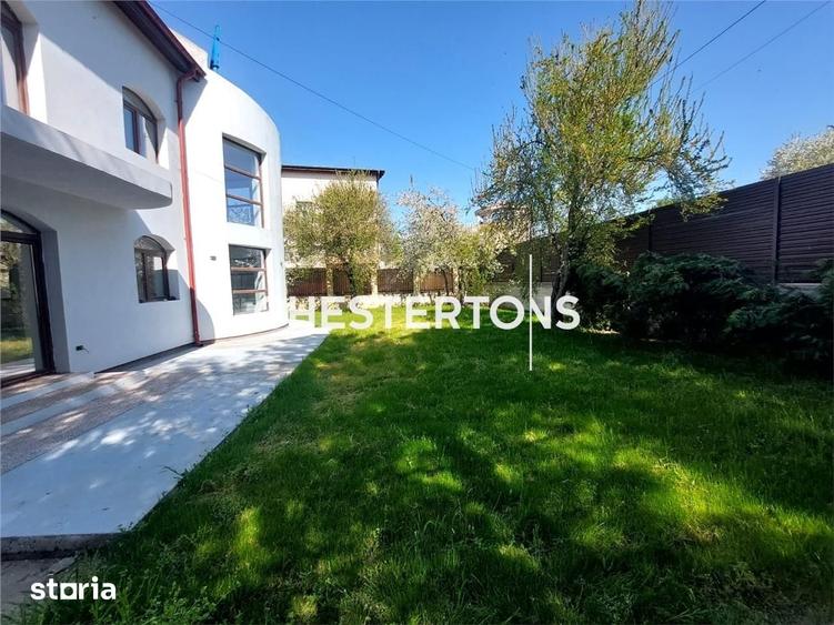 Casă cu 6 camere cu Teren 719 Mp în Ghencea