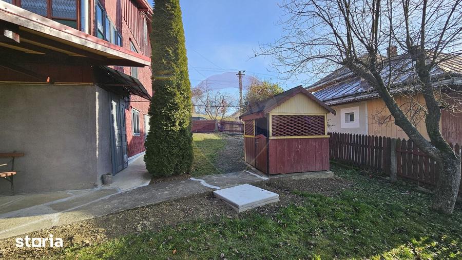 Casă cu 3 camere cu Teren 900 Mp în Poieni-Solca