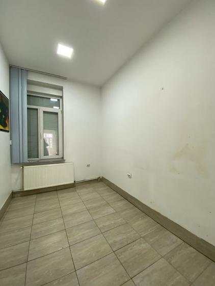Spațiu comercial, de 165 mp, în Central