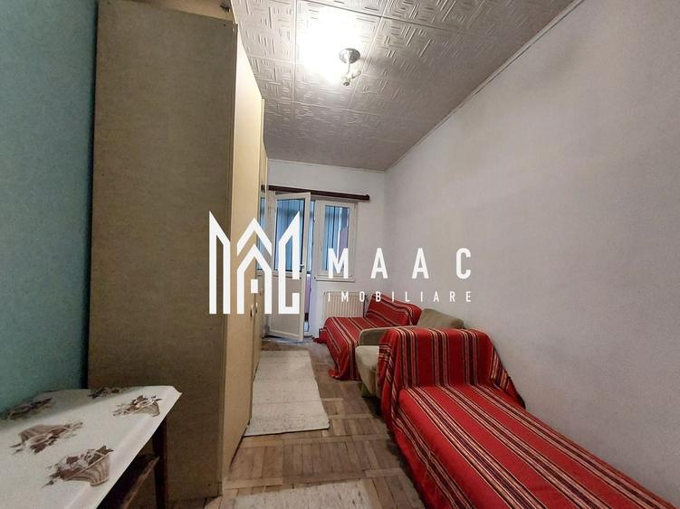 Apartament cu 3 camere semidecomandat, mobilat în Vest