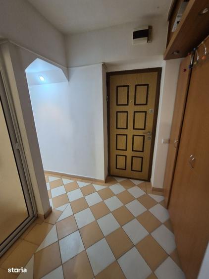 Apartament cu 2 camere decomandat în Muncii