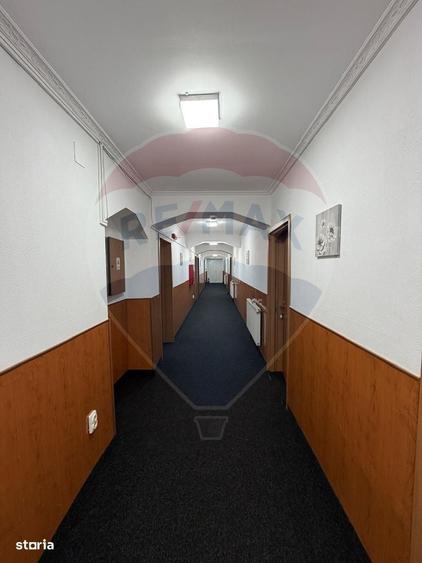 Spațiu comercial, de 1,440 mp, în Ultracentral