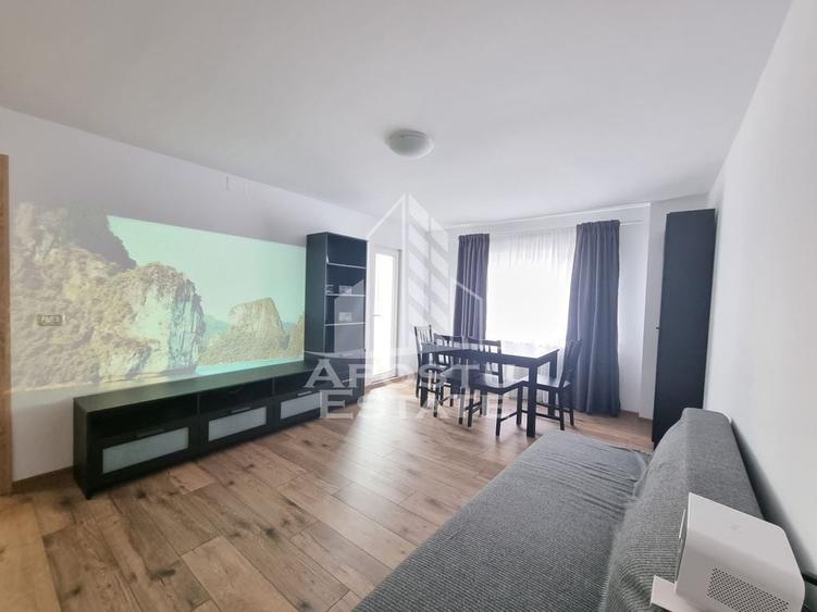 Apartament cu 3 camere decomandat în Lunei