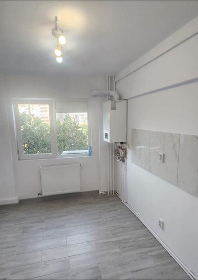 Apartament cu 3 camere decomandat în Lujerului