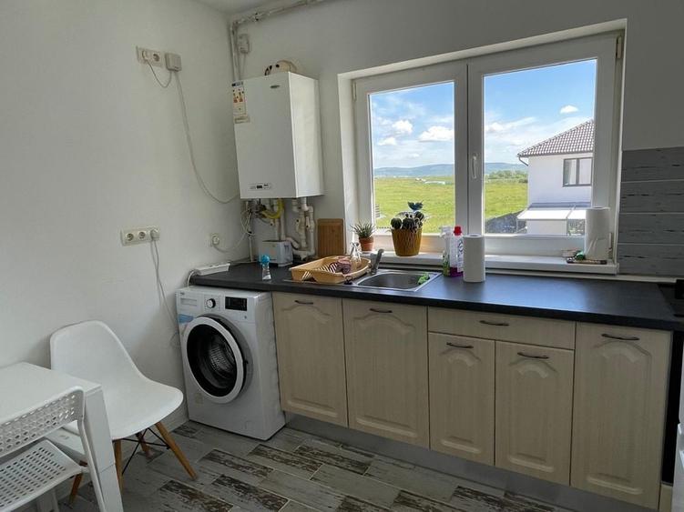 Apartament cu 2 camere decomandat în Exterior Vest