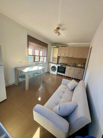 Apartament cu 2 camere semidecomandat în Giroc