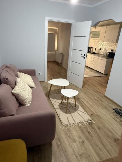 Apartament cu 2 camere semidecomandat în Central