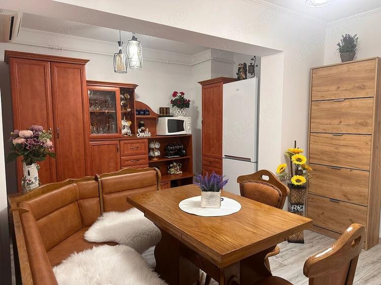 Apartament cu 2 camere decomandat în Central