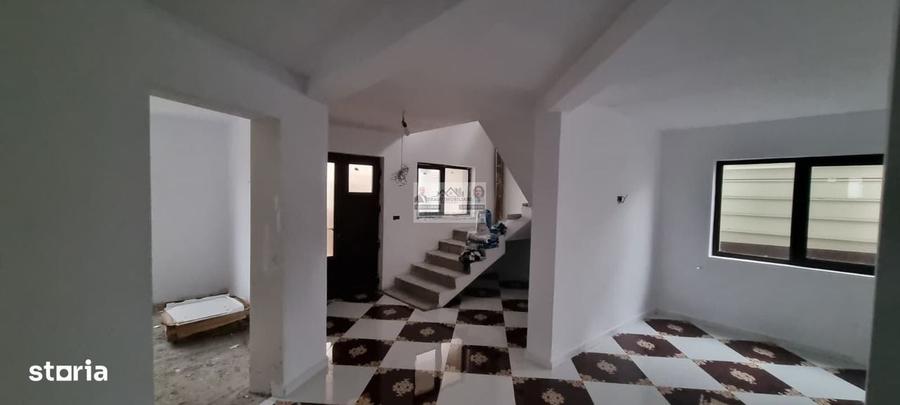 Casă cu 4 camere în Giurgeni