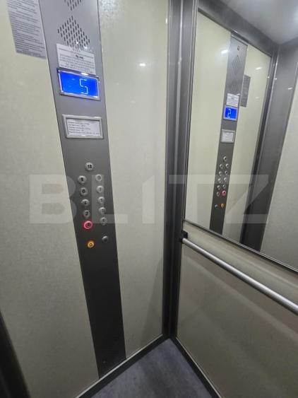 Apartament cu 3 camere decomandat, mobilat în Micro 4