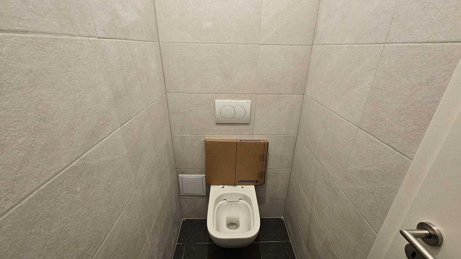 Spațiu comercial, de 41 mp, în Tractorul