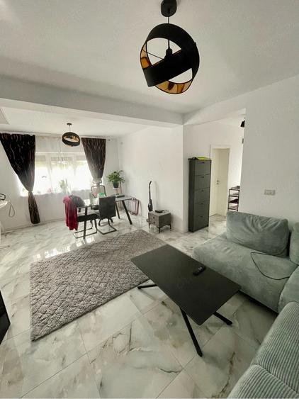 Casă cu 3 camere cu Teren 329 Mp în Moșnița Veche