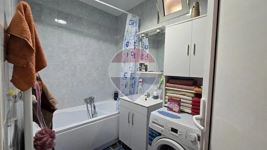 Casă cu 3 camere cu Teren 1320 Mp în Ațel