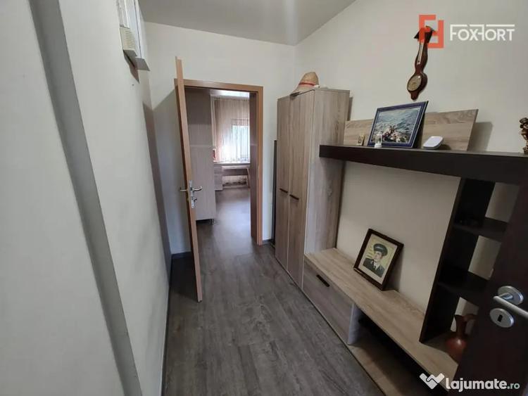 Casă cu 3 camere cu Teren 1484 Mp în Săcălaz