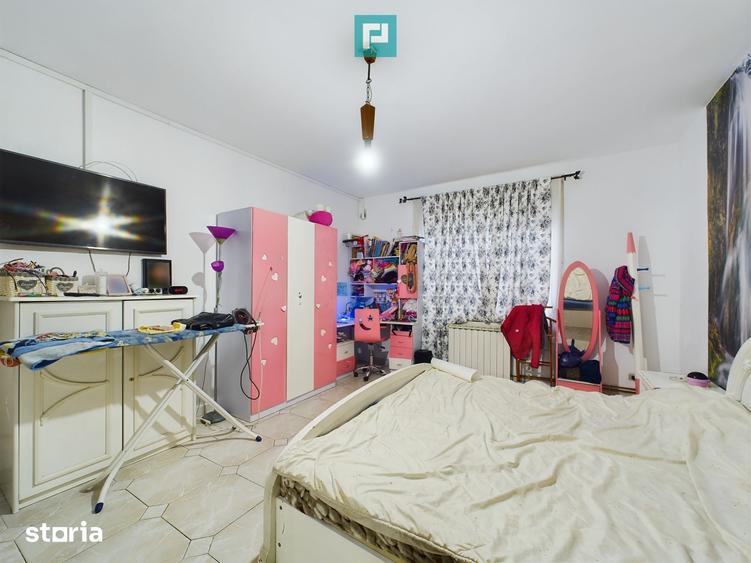 Casă cu 5 camere cu Teren 487 Mp în Mehala