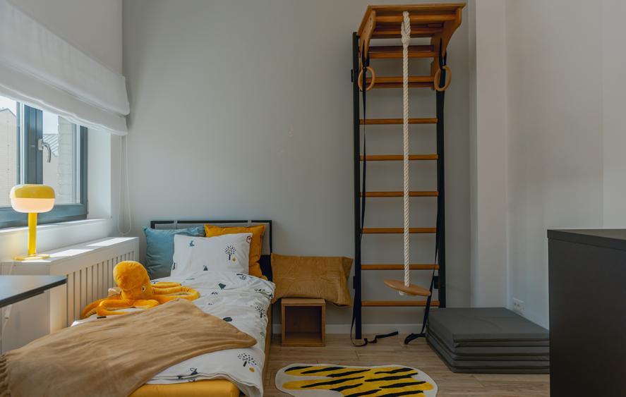 Duplex cu 4 camere cu Piscina în Poșta