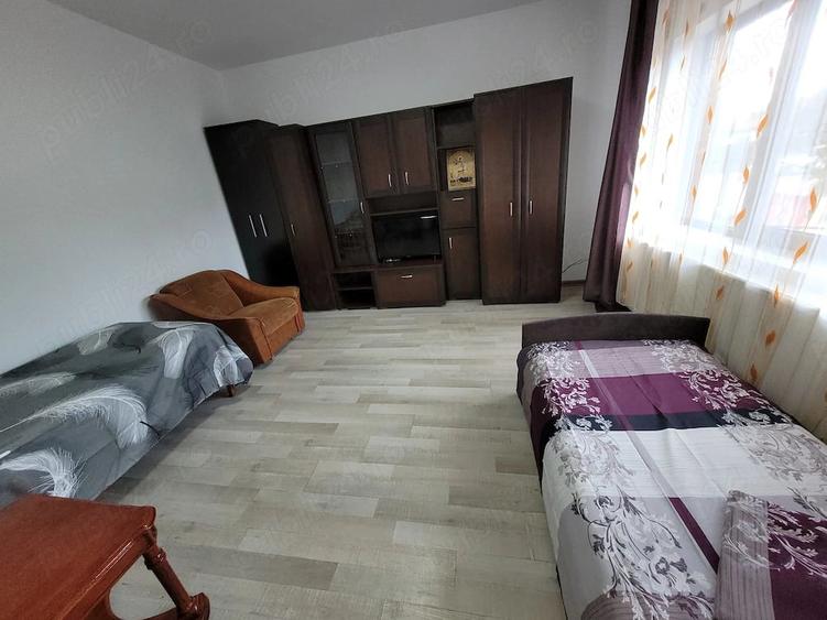 Casă cu 3 camere cu Teren 50 Mp în Gării