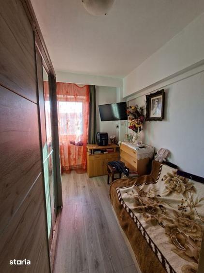 Apartament cu 2 camere decomandat în Republicii