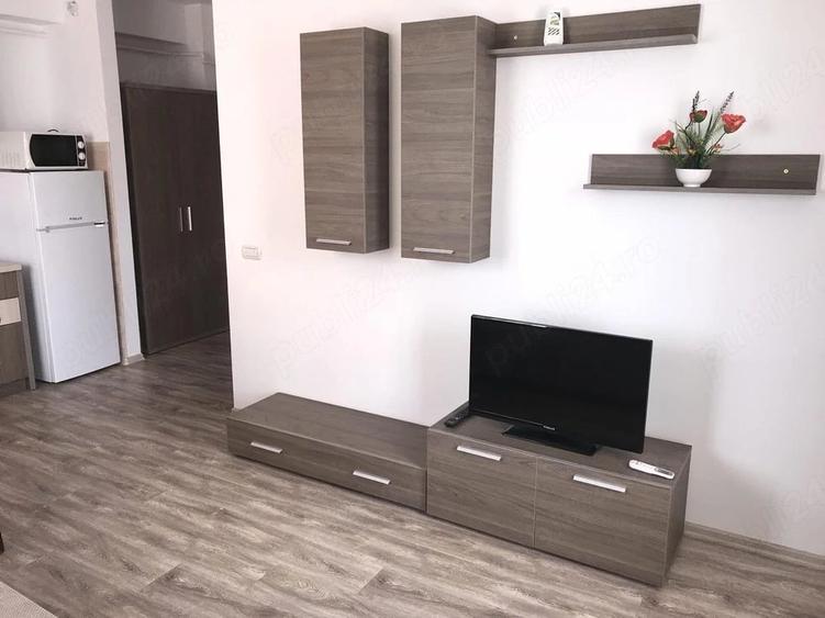 Inchiriez apartament 2 camere Mamaia Summerland - 2