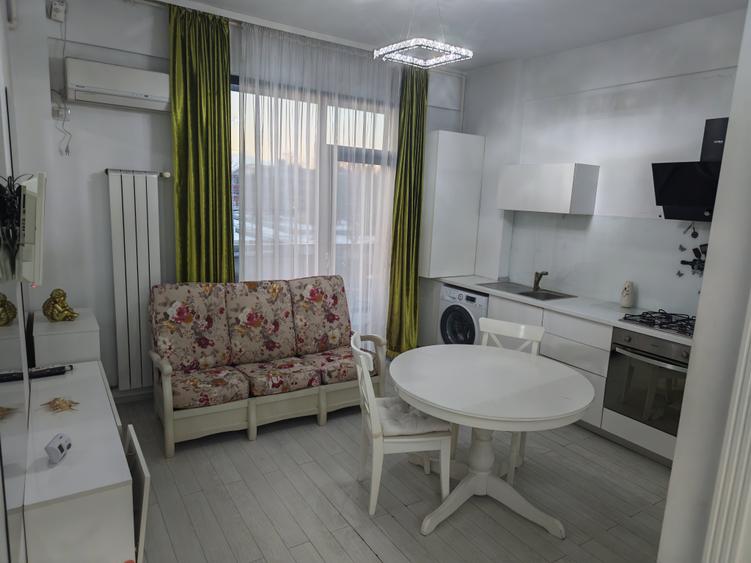 Apartament cu 2 camere semidecomandat în Năvodari Tabără