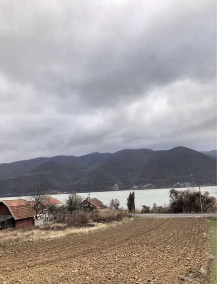 Spațiu comercial, în Liubcova