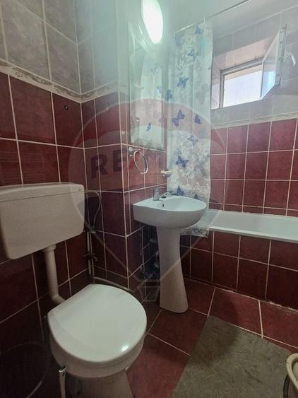 Apartament cu 2 camere decomandat, mobilat în Mihail Kogălniceanu