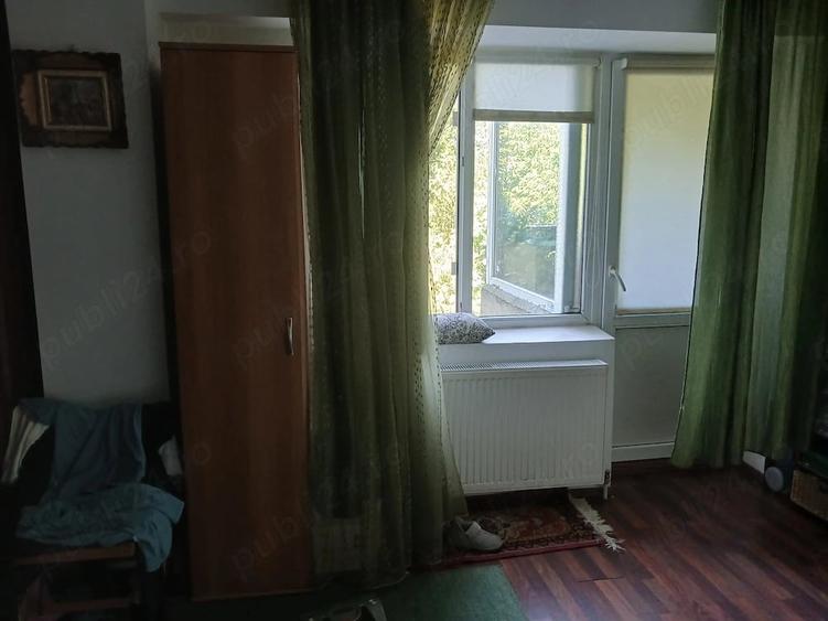 Garsonieră decomandată în Central