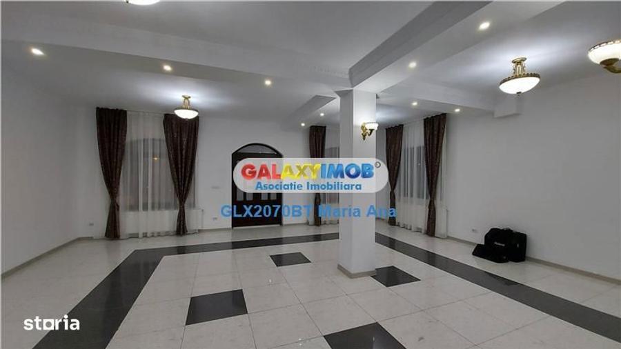 Casă cu 12 camere cu Teren 480 Mp în Sud
