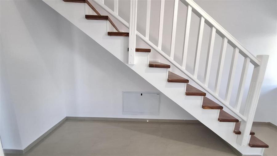 Duplex cu 4 camere cu Canalizare în Valea Lupului