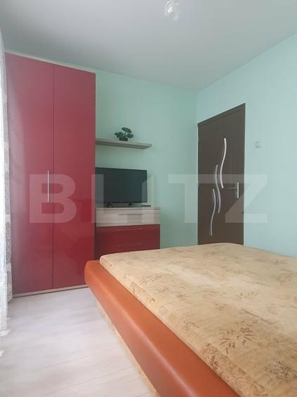 Apartament cu 4 camere decomandat, mobilat în Tudor