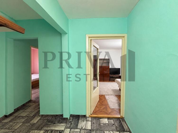 Apartament cu 3 camere decomandat, mobilat în Bucovina