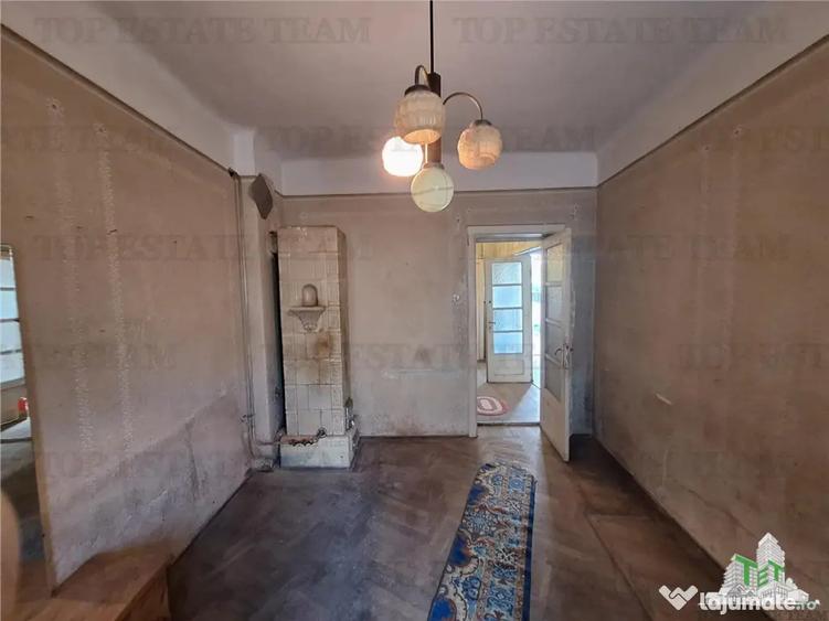 Casă cu 4 camere cu Teren 177 Mp în Central