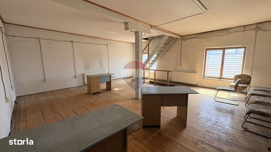 Spațiu comercial, de 350 mp, în Central