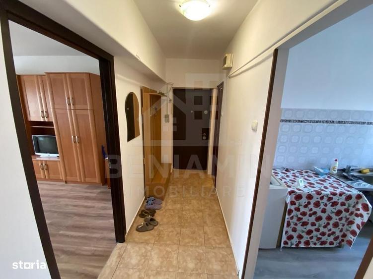 Apartament cu 3 camere decomandat în Lăpuș Argeș
