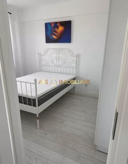 Apartament cu 2 camere semidecomandat, mobilat în Jiului