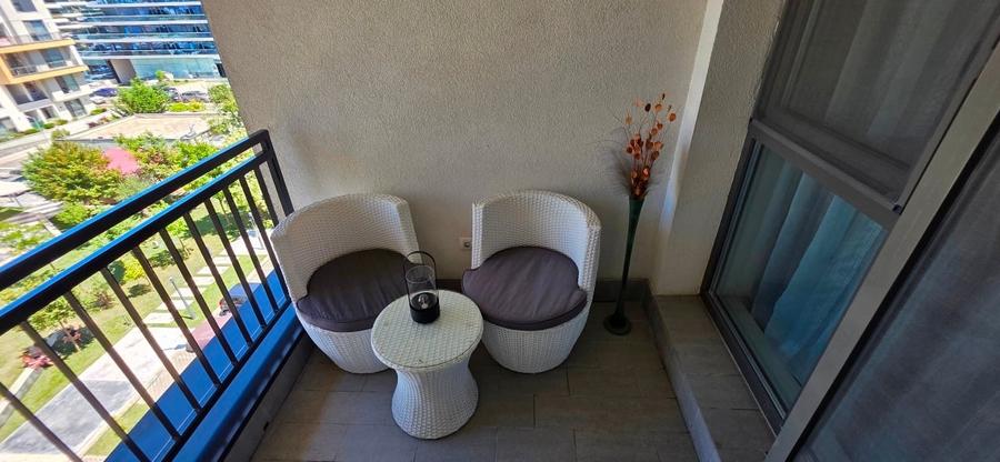 Apartament cu 2 camere semidecomandat, mobilat în Nord