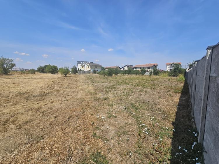 Teren Construcții intravilan de 1704 mp, în Braytim