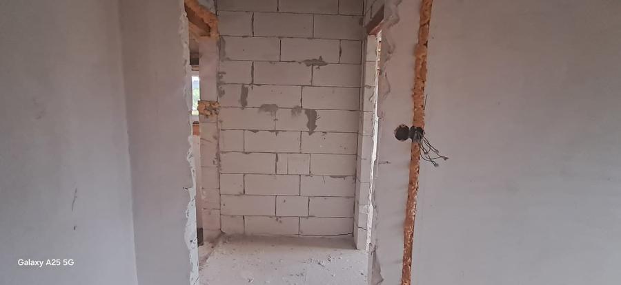 Casă individuală cu 5 camere cu Teren 880 Mp în Sasca Mare