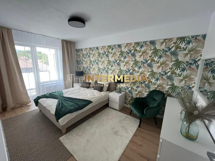 Apartament cu 3 camere decomandat, mobilat în Central