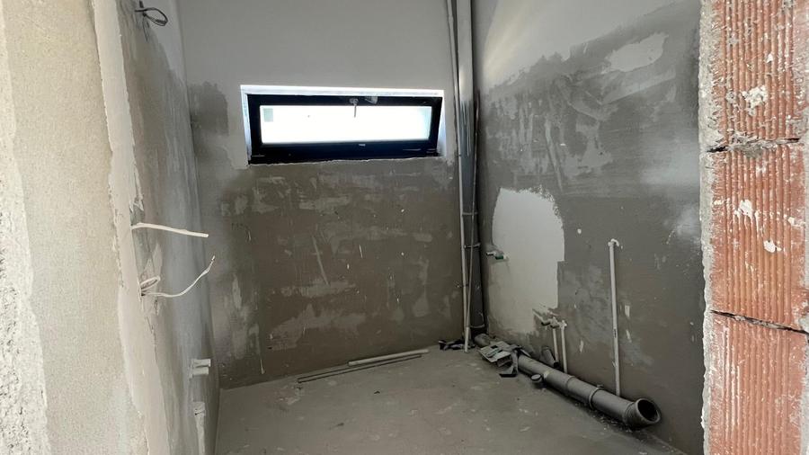 Casă individuală cu 5 camere cu Canalizare în Tamași