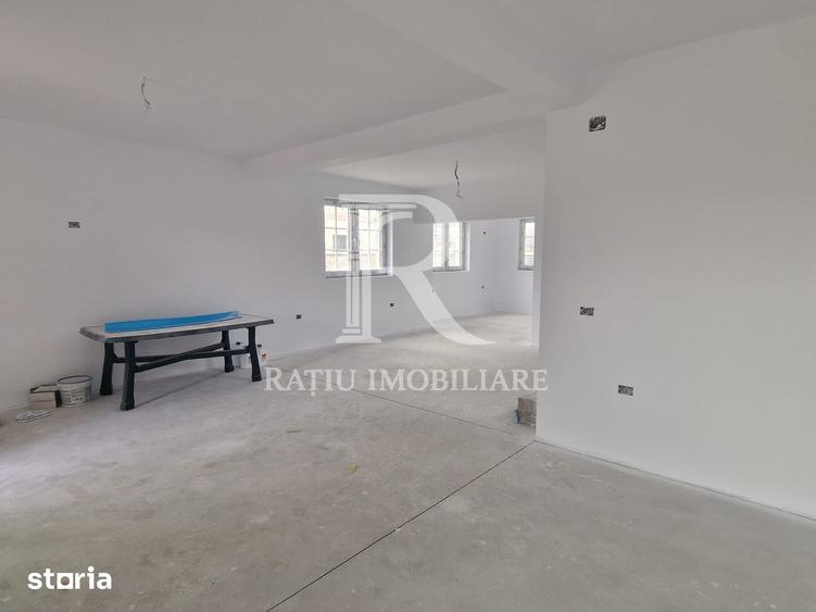 Casă cu 4 camere cu Teren 844 Mp în Nufărul